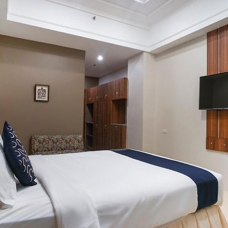 Capital O 460 World Palace Hotel Davao Exterior photo