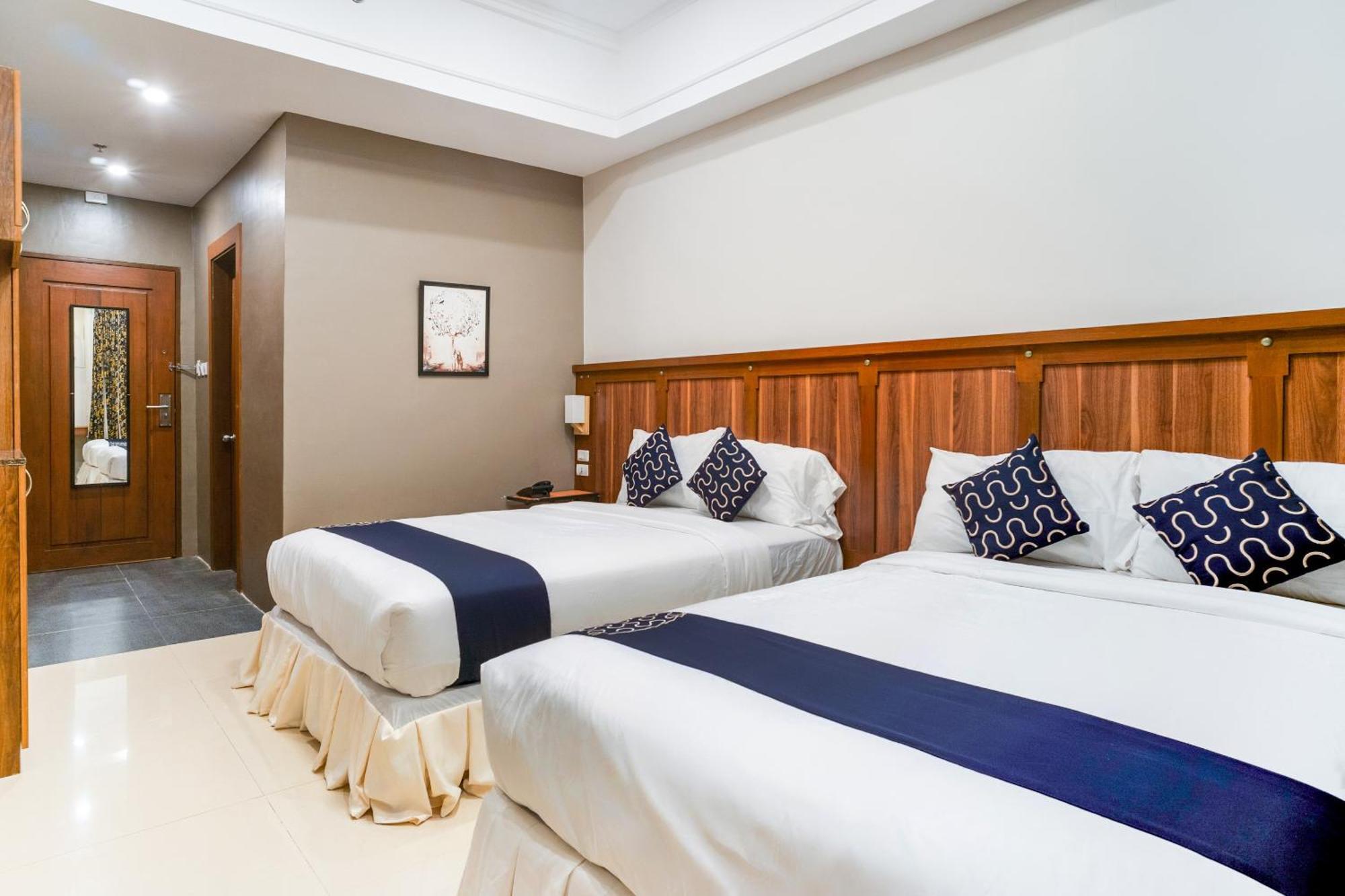 Capital O 460 World Palace Hotel Davao Exterior photo