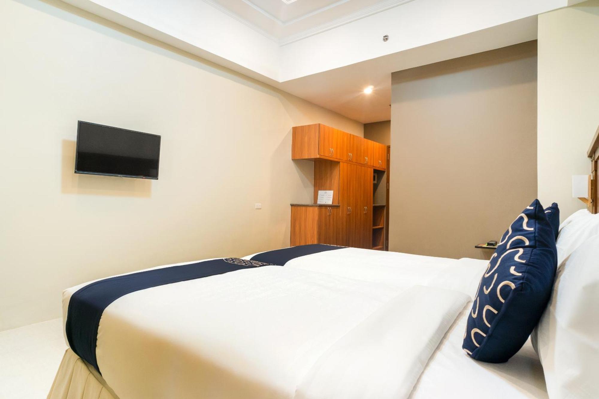Capital O 460 World Palace Hotel Davao Exterior photo