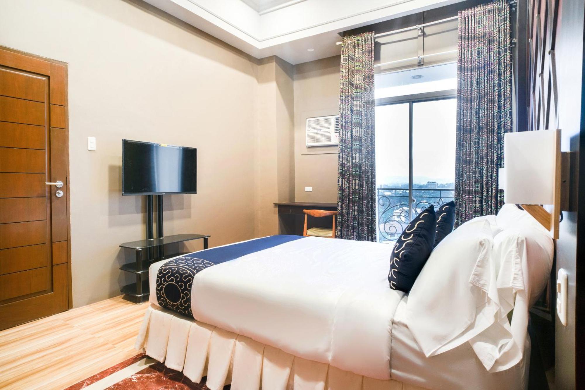 Capital O 460 World Palace Hotel Davao Exterior photo