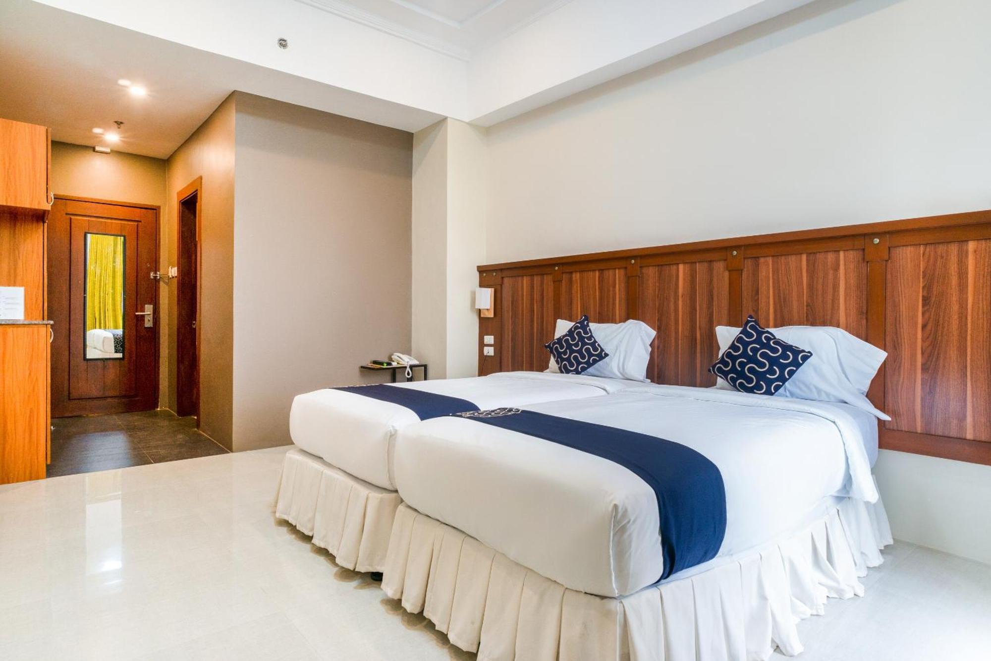Capital O 460 World Palace Hotel Davao Exterior photo