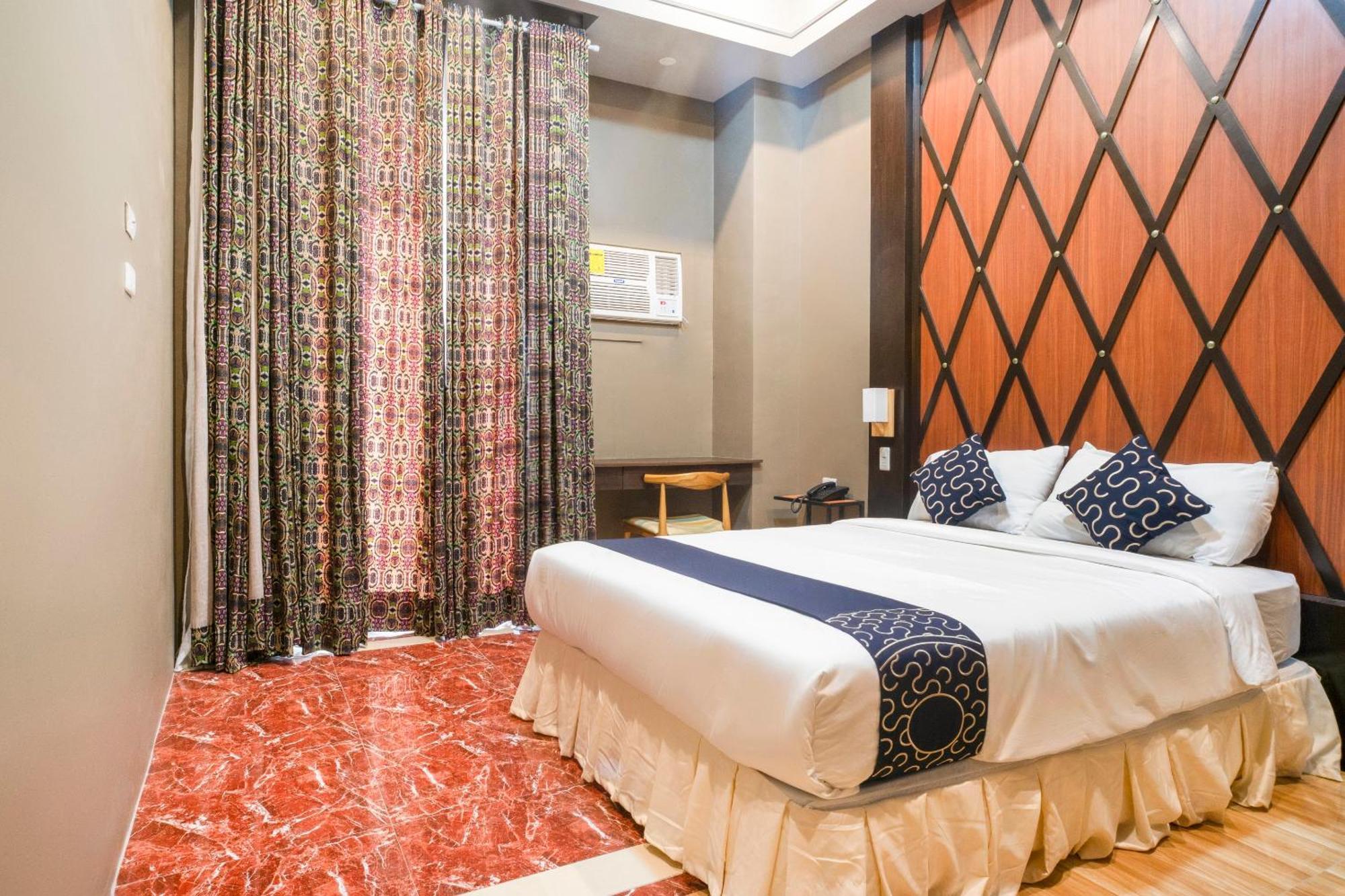 Capital O 460 World Palace Hotel Davao Exterior photo
